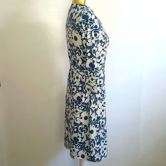 Wrap Around Floral Dress - Picture 9 of 16